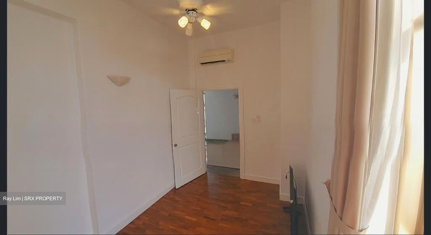 Leonie Condotel (D9), Condominium #563956001